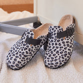 Imagen del producto Zueco Gris Mujer