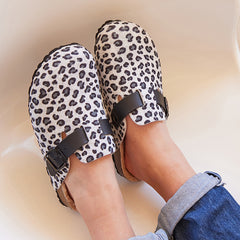 Imagen del producto Zueco Gris Mujer