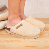 Imagen del producto Zueco Beige Mujer