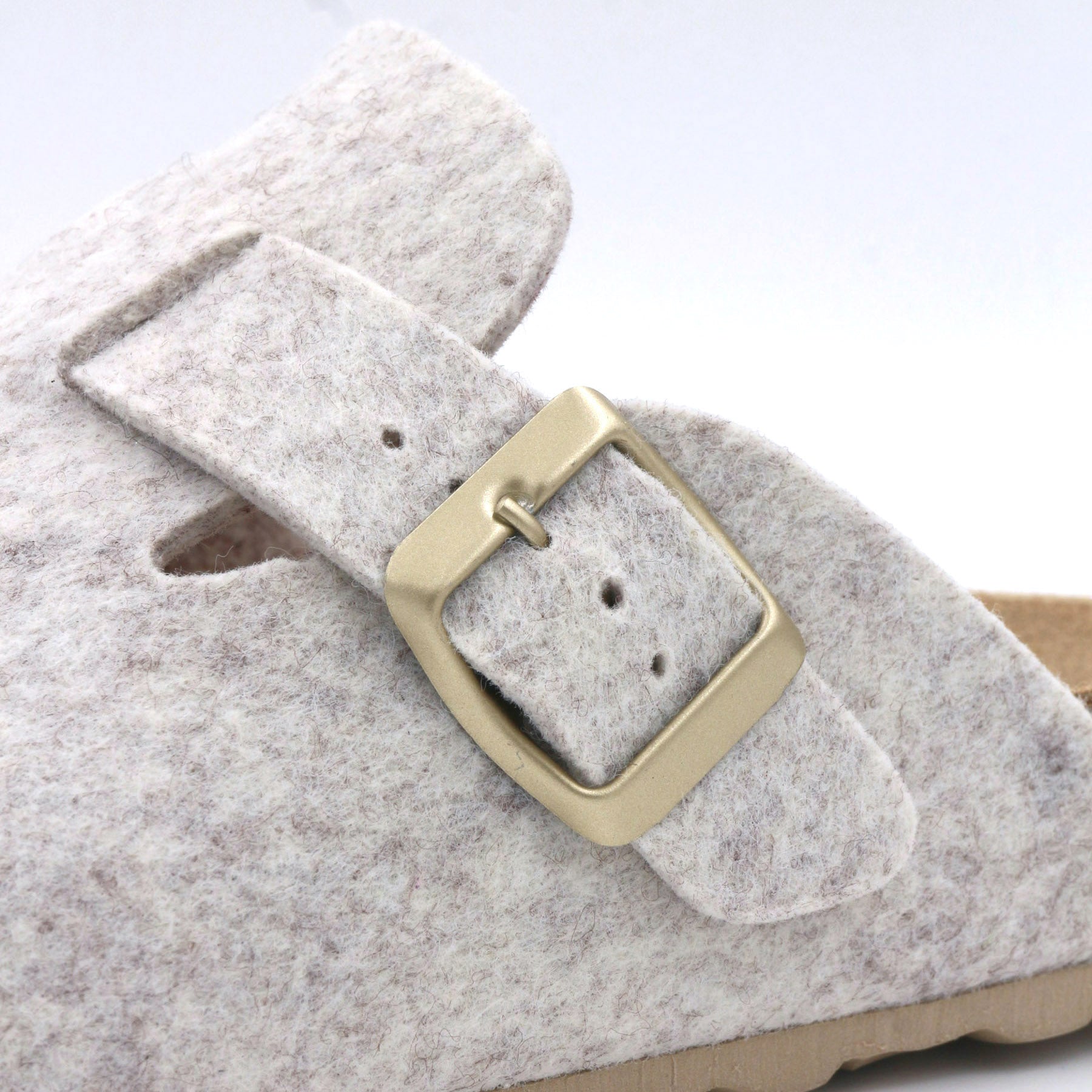 Imagen del producto Zueco Beige Mujer